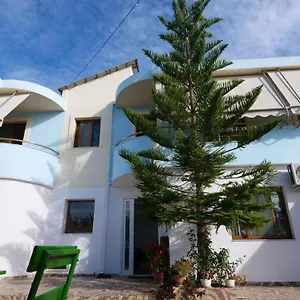 Kiri S.apartaments Appartamento